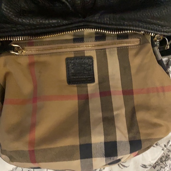 Burberry black hobo style purse comes with dust bag. - Picture 2 of 4